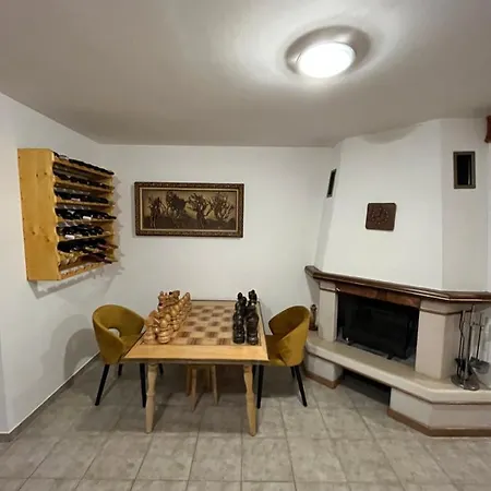 Vila Valanga * בובק